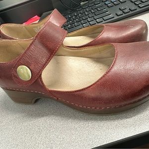Dansko women’s clogs